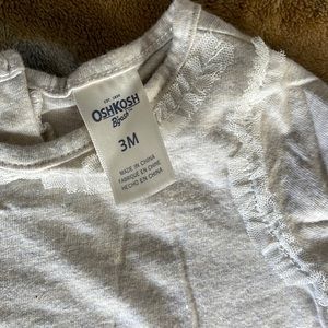 Baby girl size 3M OshKosh B’Gosh outfit